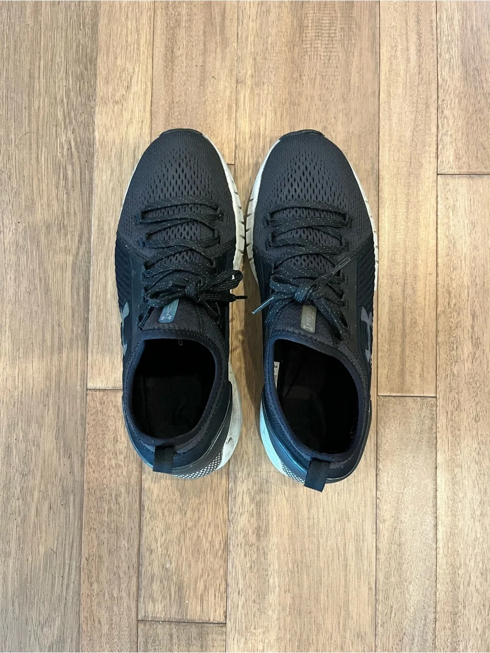 Under Armour Men’s Black HOVR Lightweight Training Shoes